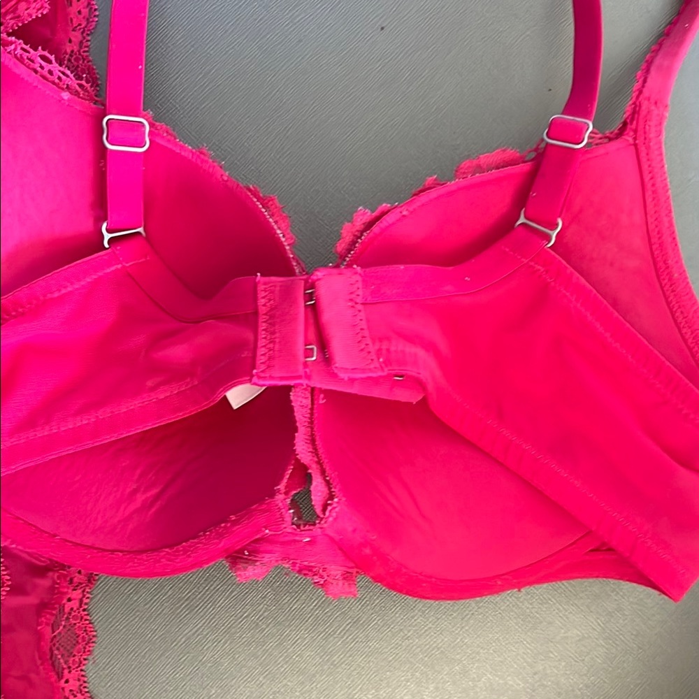 Victoria's Secret Pink Bra Intimates & Sleepwear - Picture 3 of 10